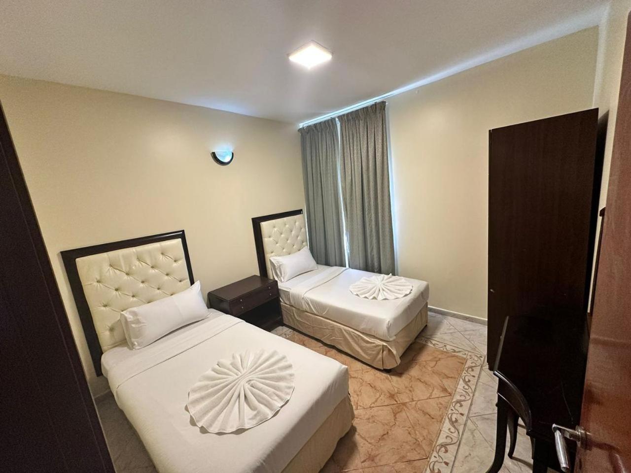 Safari Hotel Apartments Adzsmán Kültér fotó