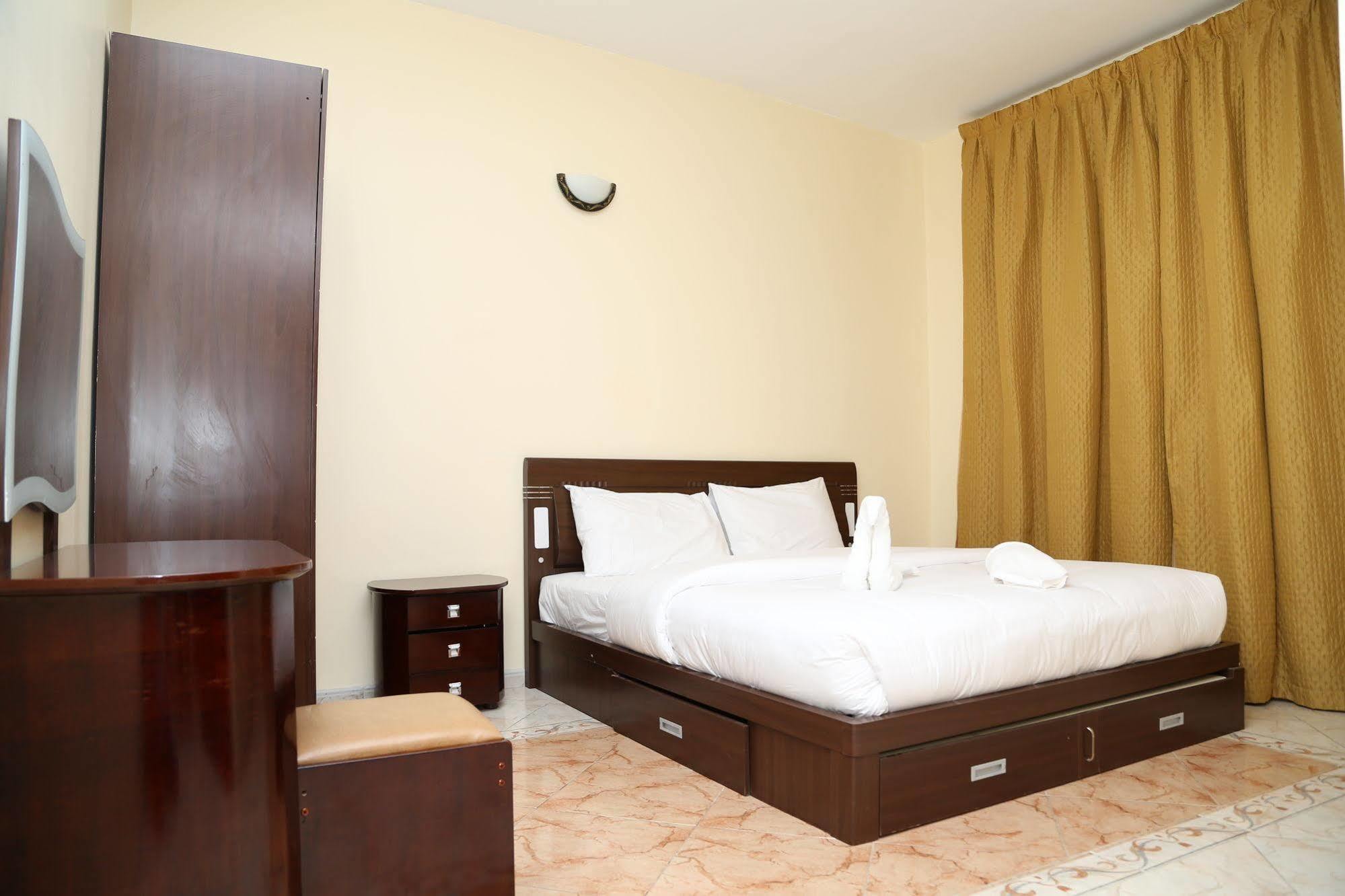 Safari Hotel Apartments Adzsmán Kültér fotó